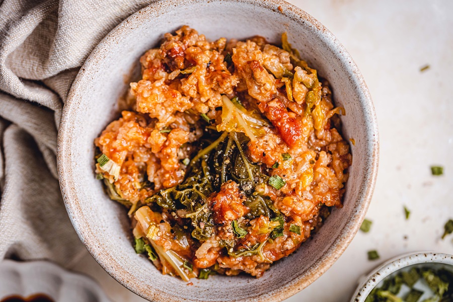 Crockpot Unstuffed Cabbage Rolls a Bowl of Unstuffed Cabbage Rolls on a White Surface